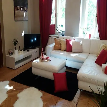 Family Flat 120M2, Praha 2 Vinohrady Apartment Exterior photo