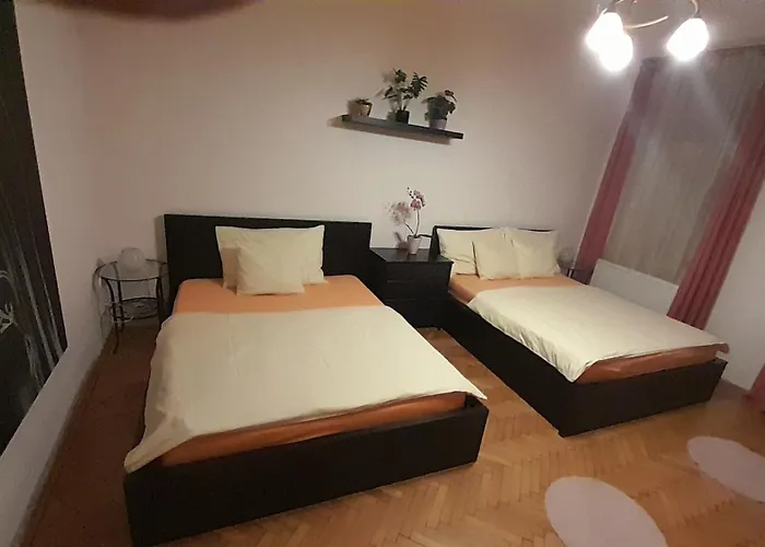 Family Flat 120M2, Praha 2 Vinohrady
