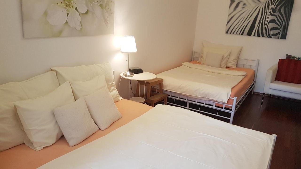 Family Flat 120M2, Praha 2 Vinohrady Apartment